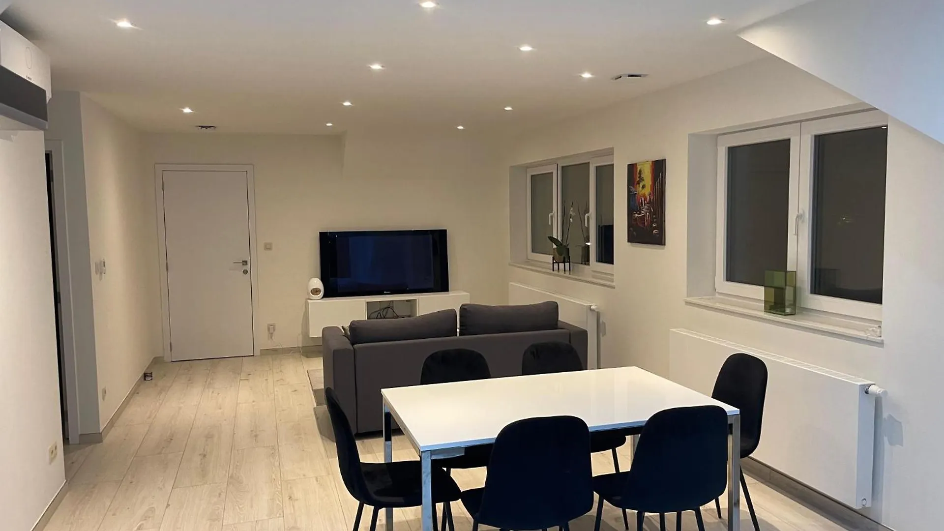 Appartement Charmant Proche De L'Atomium Brüsszel