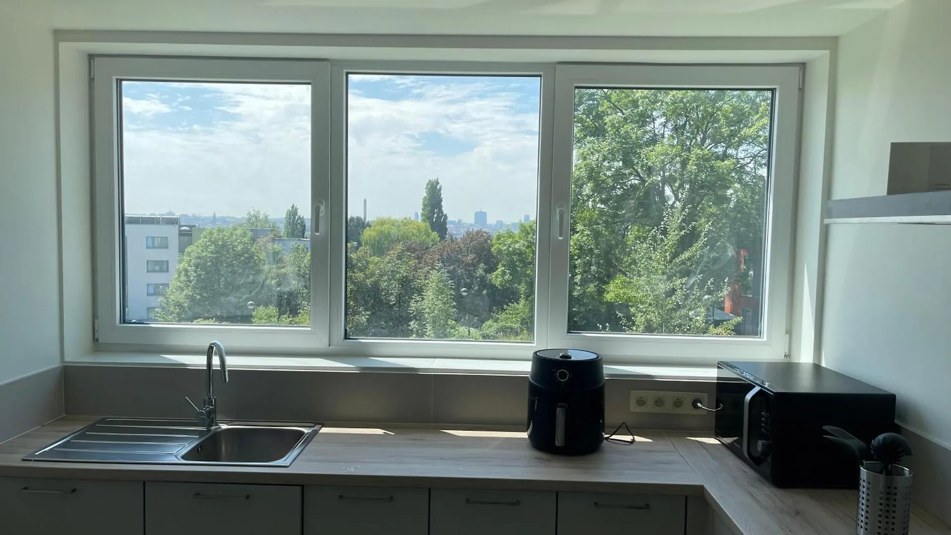 Appartement Charmant Proche De L'Atomium Brüsszel 0*,  Belgium